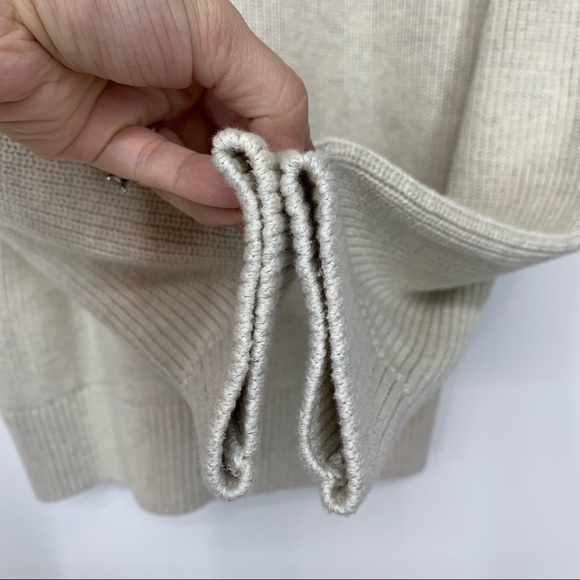 American Rag Men’s Crewneck Sweater With Pocket & Shoulder Patches Cream Gray - Picture 8 of 16